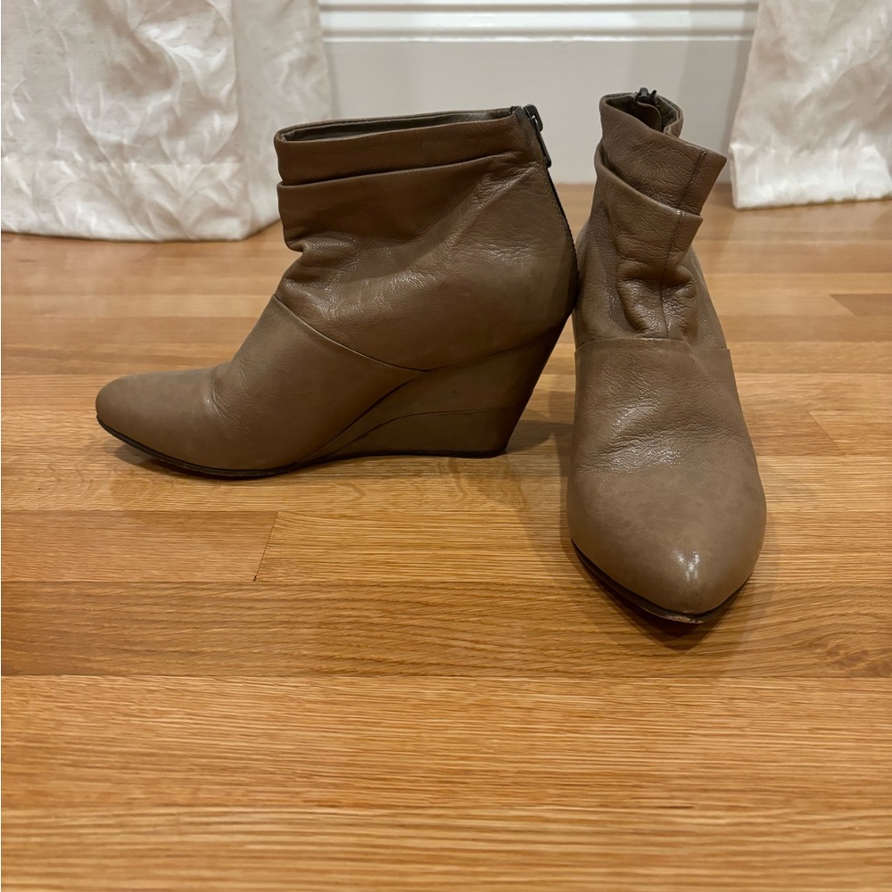 Diesel Brown/GrayWedge Ankle Boots with Sleek Design